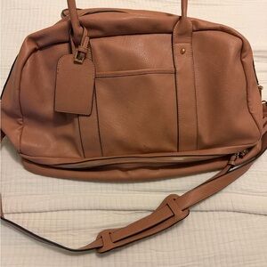 Stylish Tan Leather Tote Bag